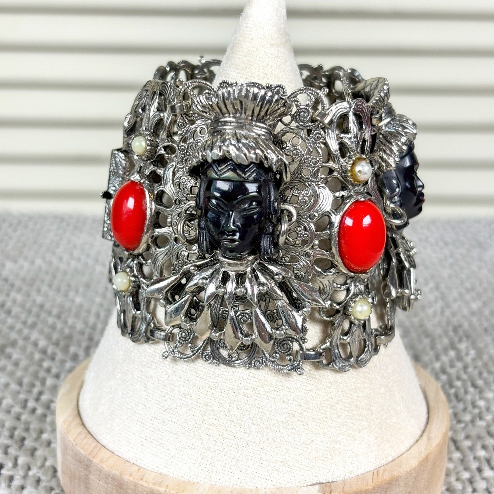 1950s Selro Selini Statement Silver African Princess Red Cabochon Pearl Bracelet